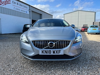 Used Volvo V40 2018 for sale - 77617899: Photo