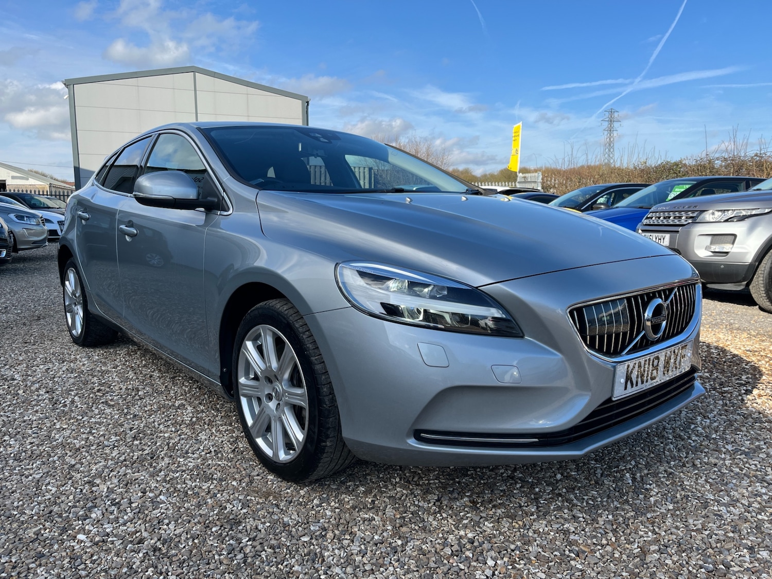 Used Volvo V40 2018 for sale - 77617899: Photo 4