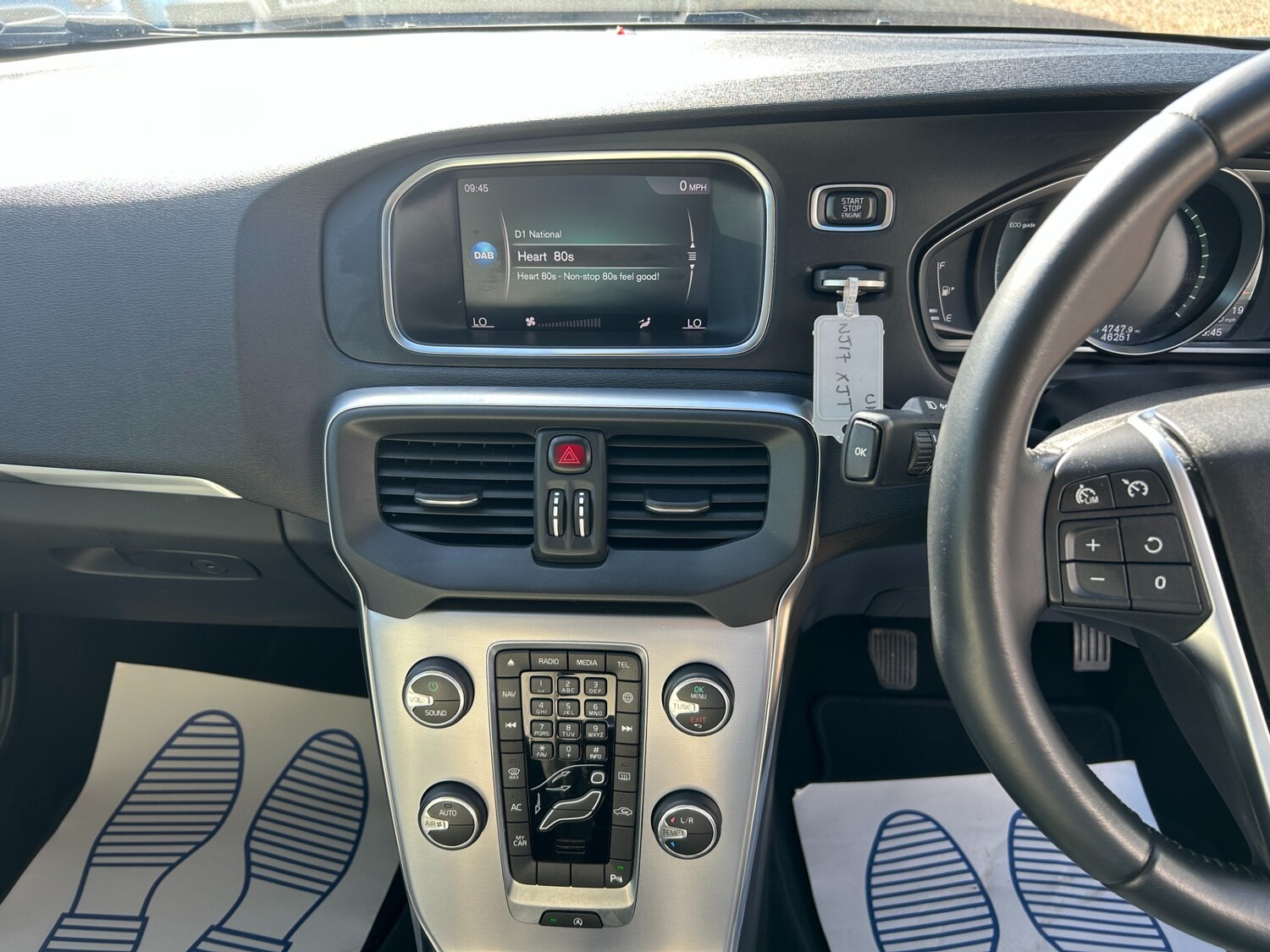 Used Volvo V40 2017 for sale - 78209844: Photo 21