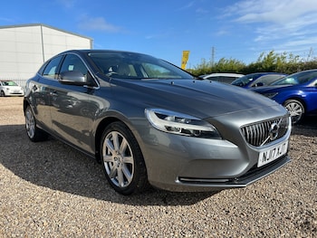 Used Volvo V40 2017 for sale - 78209844: Photo