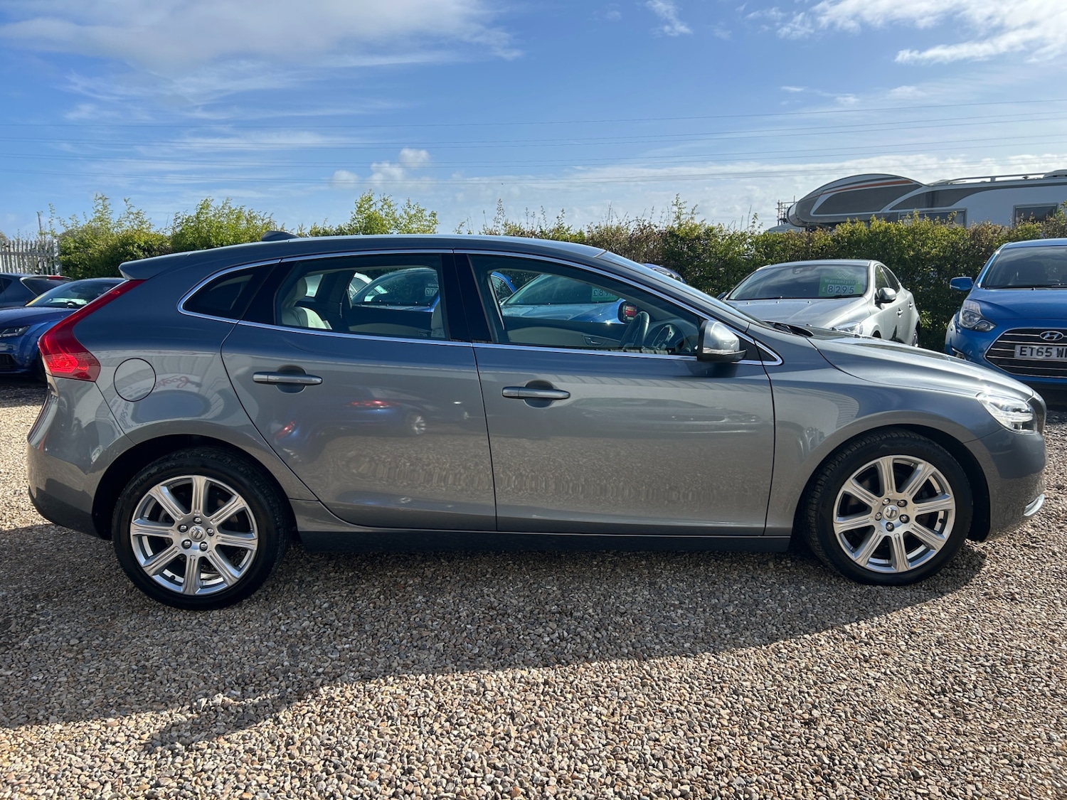 Used Volvo V40 2017 for sale - 78209844: Photo 5