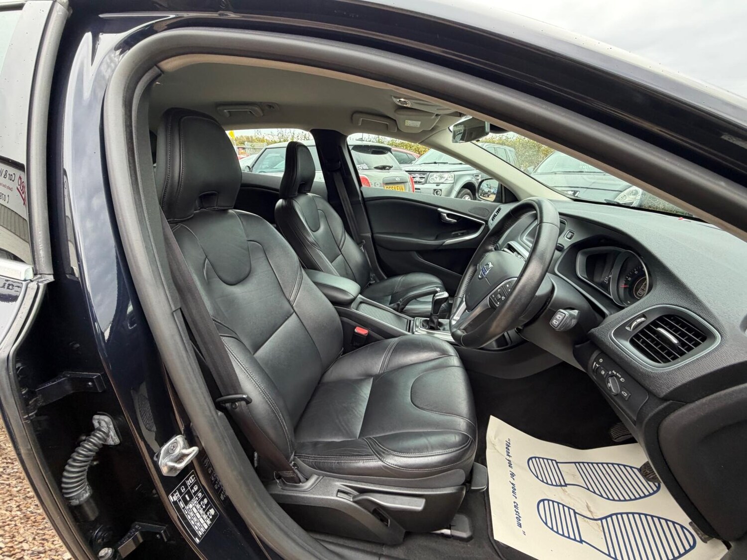 Used Volvo V40 2015 for sale - 77830636: Photo 12