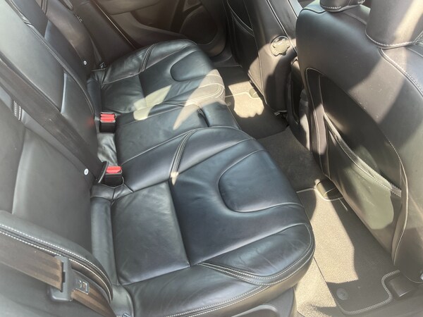 Used Volvo V40 2013 for sale - 74626838: Photo 16