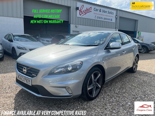 Used Volvo V40 2013 for sale - 74626838: Photo 1