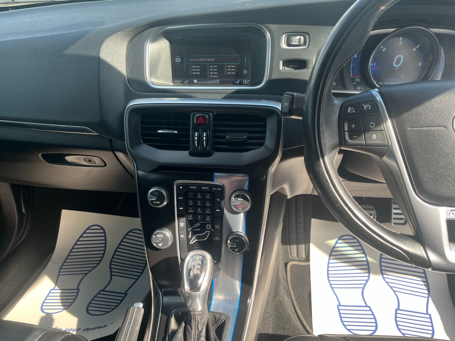Vehicle 21