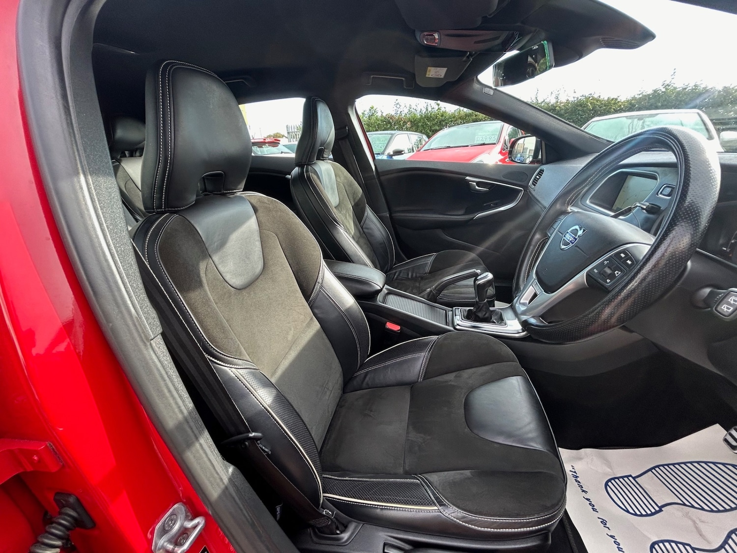 Used Volvo V40 2014 for sale - 75618461: Photo 11