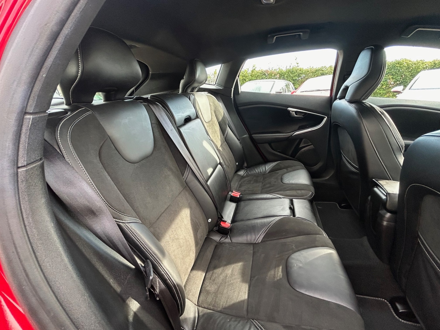 Used Volvo V40 2014 for sale - 75618461: Photo 17