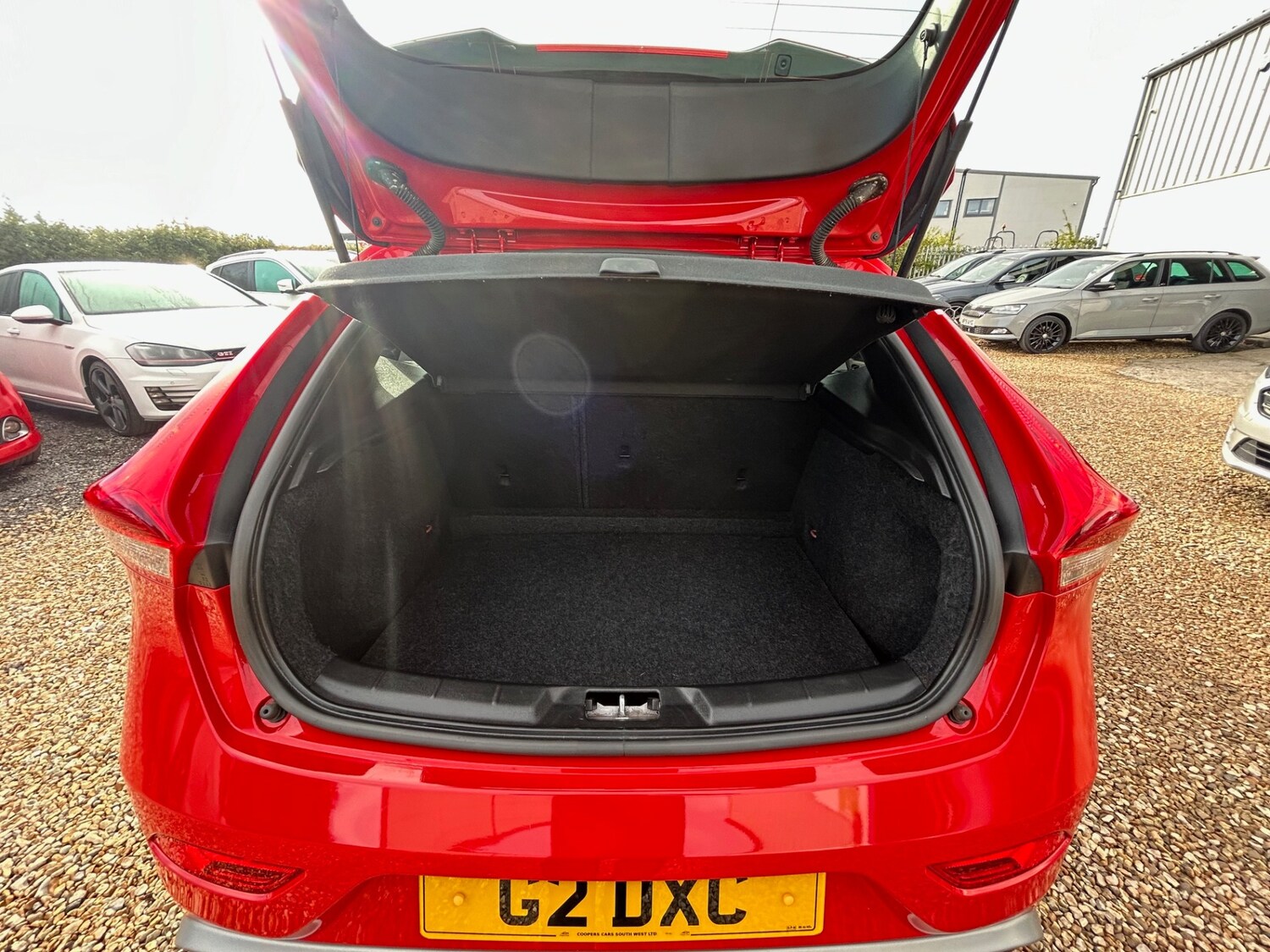 Used Volvo V40 2014 for sale - 75618461: Photo 18