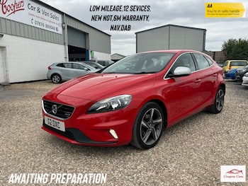 Volvo - V40