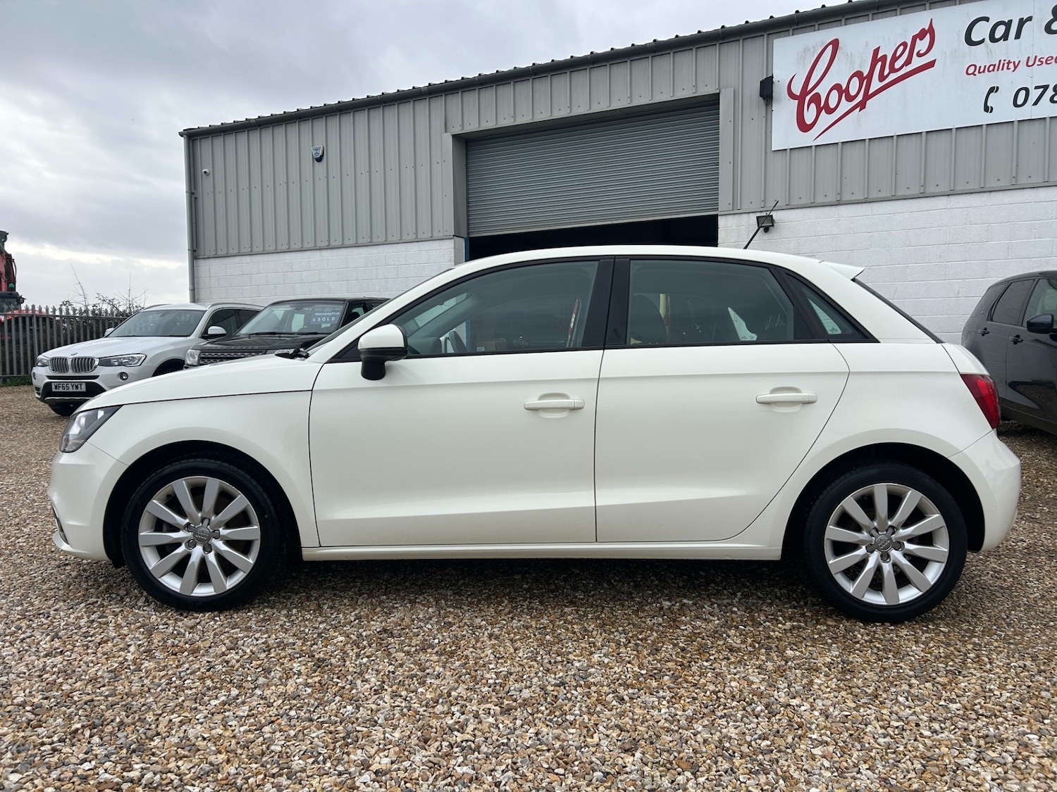 Used Audi A1 2012 for sale - 77352222: Photo 8