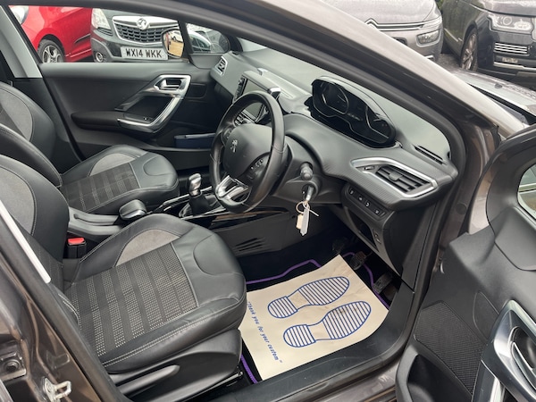 Used Peugeot 2008 2015 for sale - 75997181: Photo 11