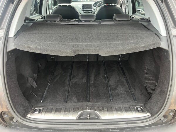 Used Peugeot 2008 2015 for sale - 75997181: Photo 15