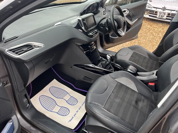 Used Peugeot 2008 2015 for sale - 75997181: Photo 17