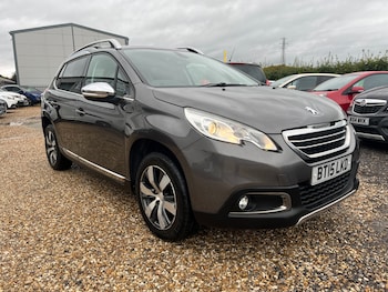 Used Peugeot 2008 2015 for sale - 75997181: Photo 4