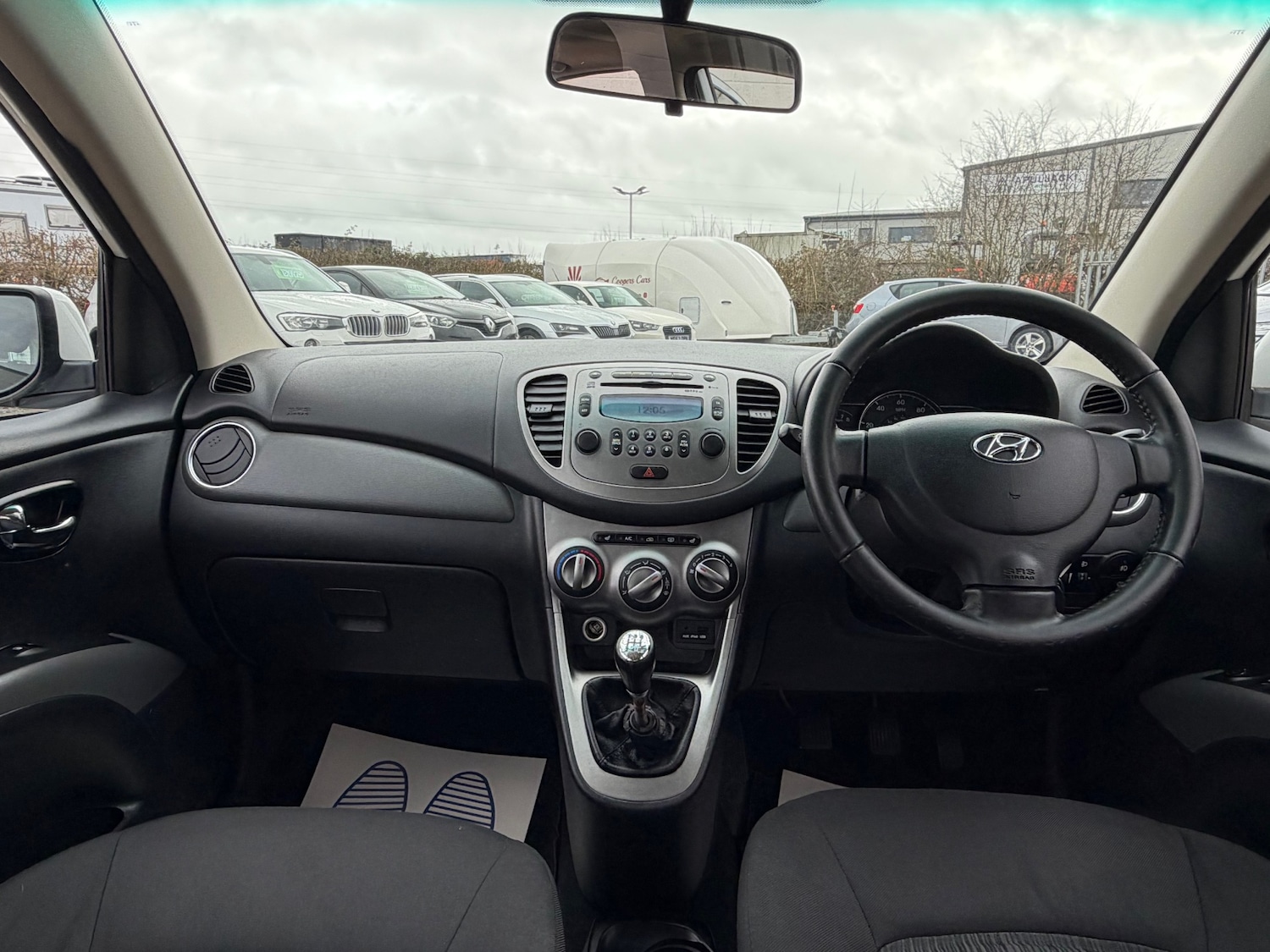 Used Hyundai i10 2013 for sale - 77529812: Photo 15