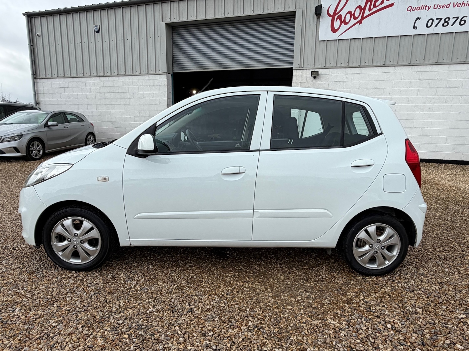 Used Hyundai i10 2013 for sale - 77529812: Photo 8