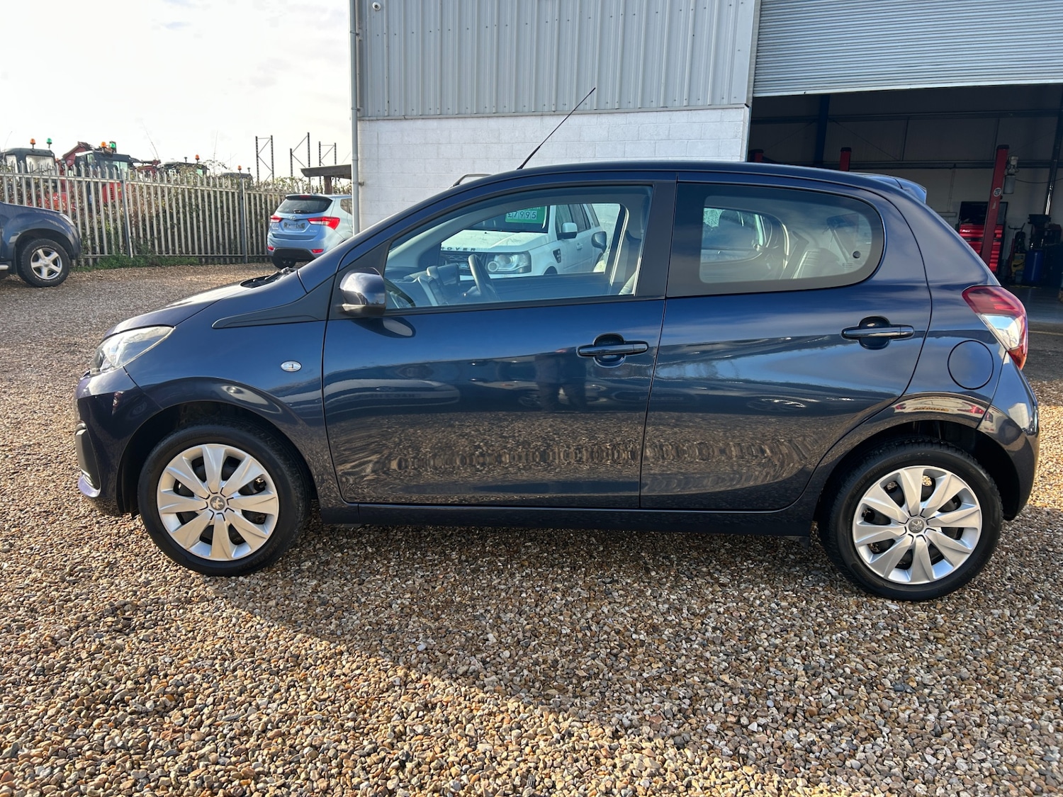 Used Peugeot 108 2017 for sale - 76491826: Photo 9