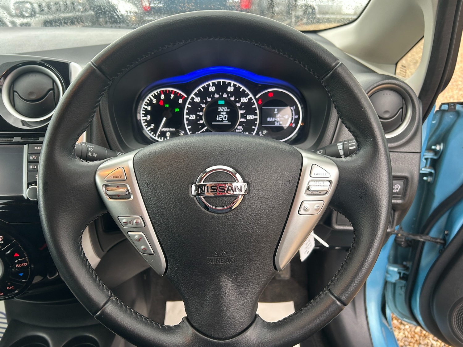 Used Nissan Note 2015 for sale - 76101170: Photo 19