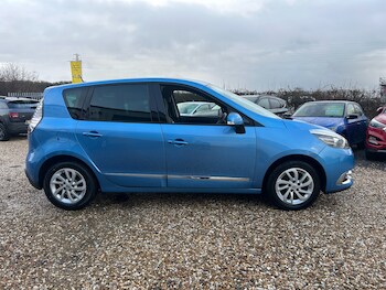 Used Renault Scenic 2016 for sale - 77148460: Photo