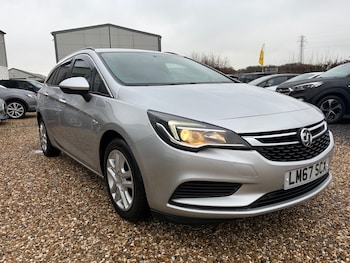 Used Vauxhall Astra 2018 for sale - 77198055: Photo