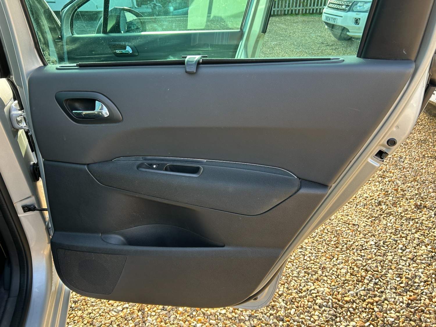 Used Peugeot 5008 2015 for sale - 76650283: Photo 15