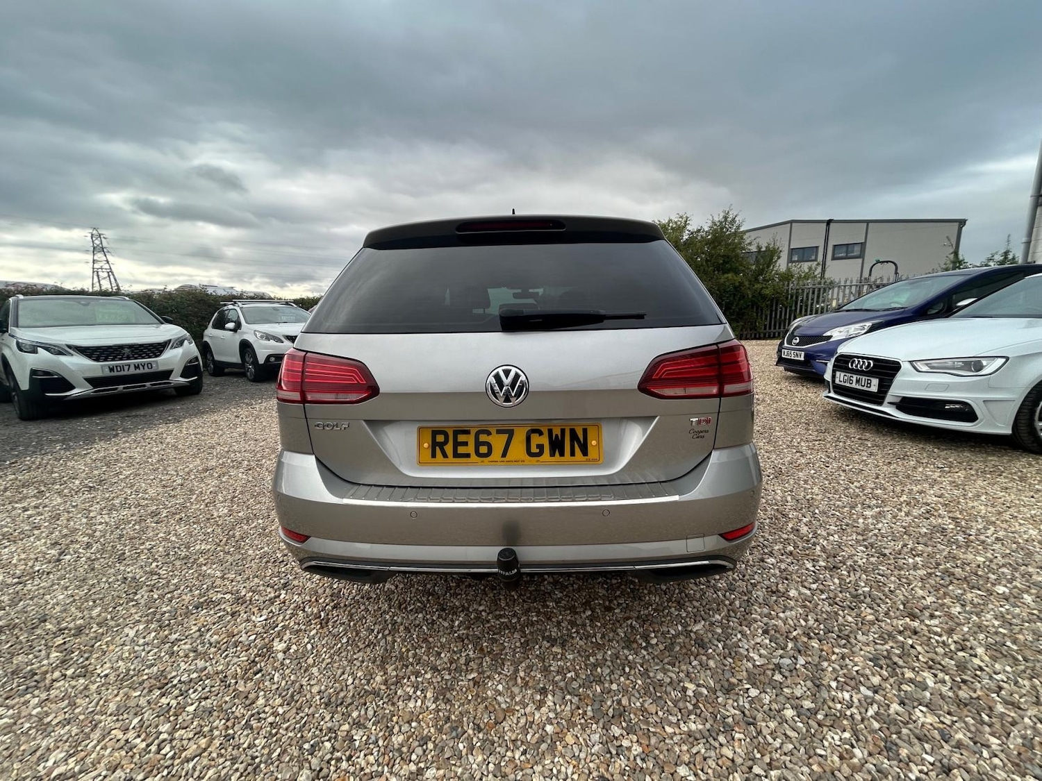 Used Volkswagen Golf 2017 for sale - 77819020: Photo 6