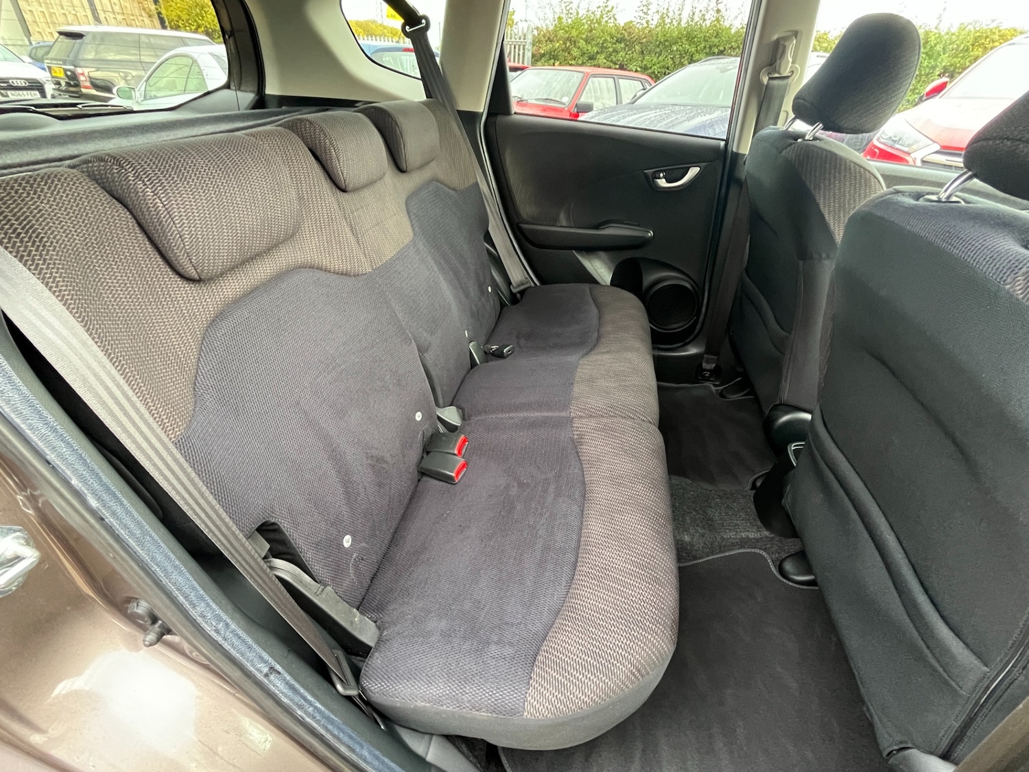 Used Honda Jazz 2013 for sale - 76253039: Photo 16