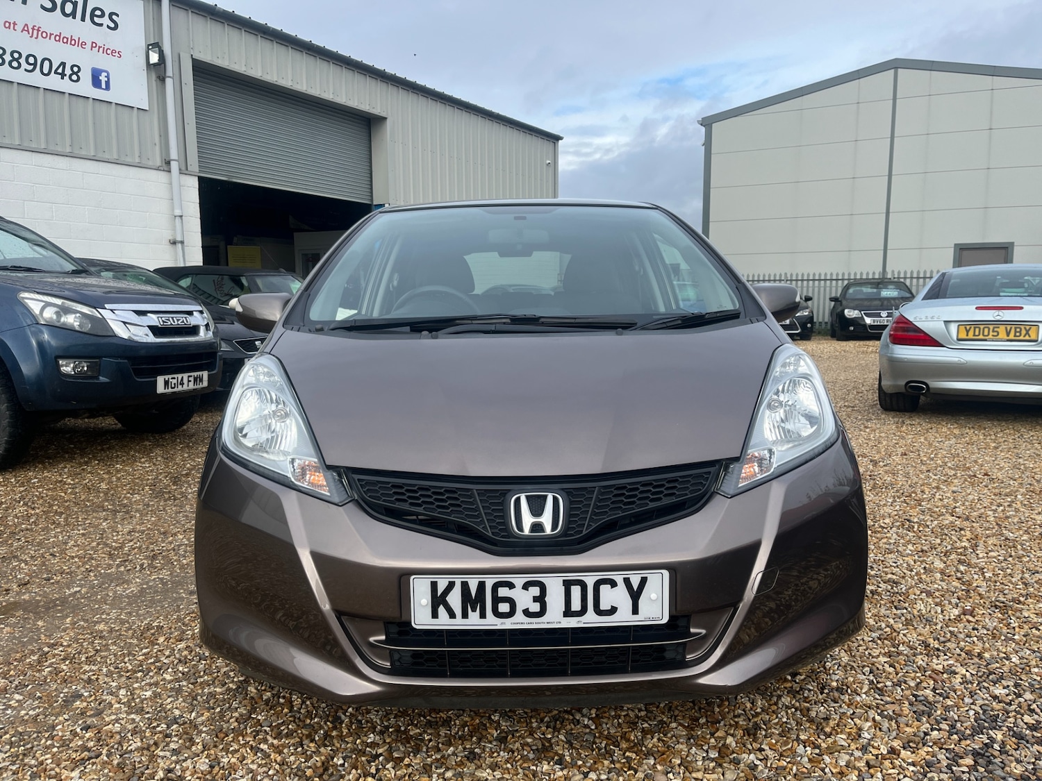 Used Honda Jazz 2013 for sale - 76253039: Photo 2