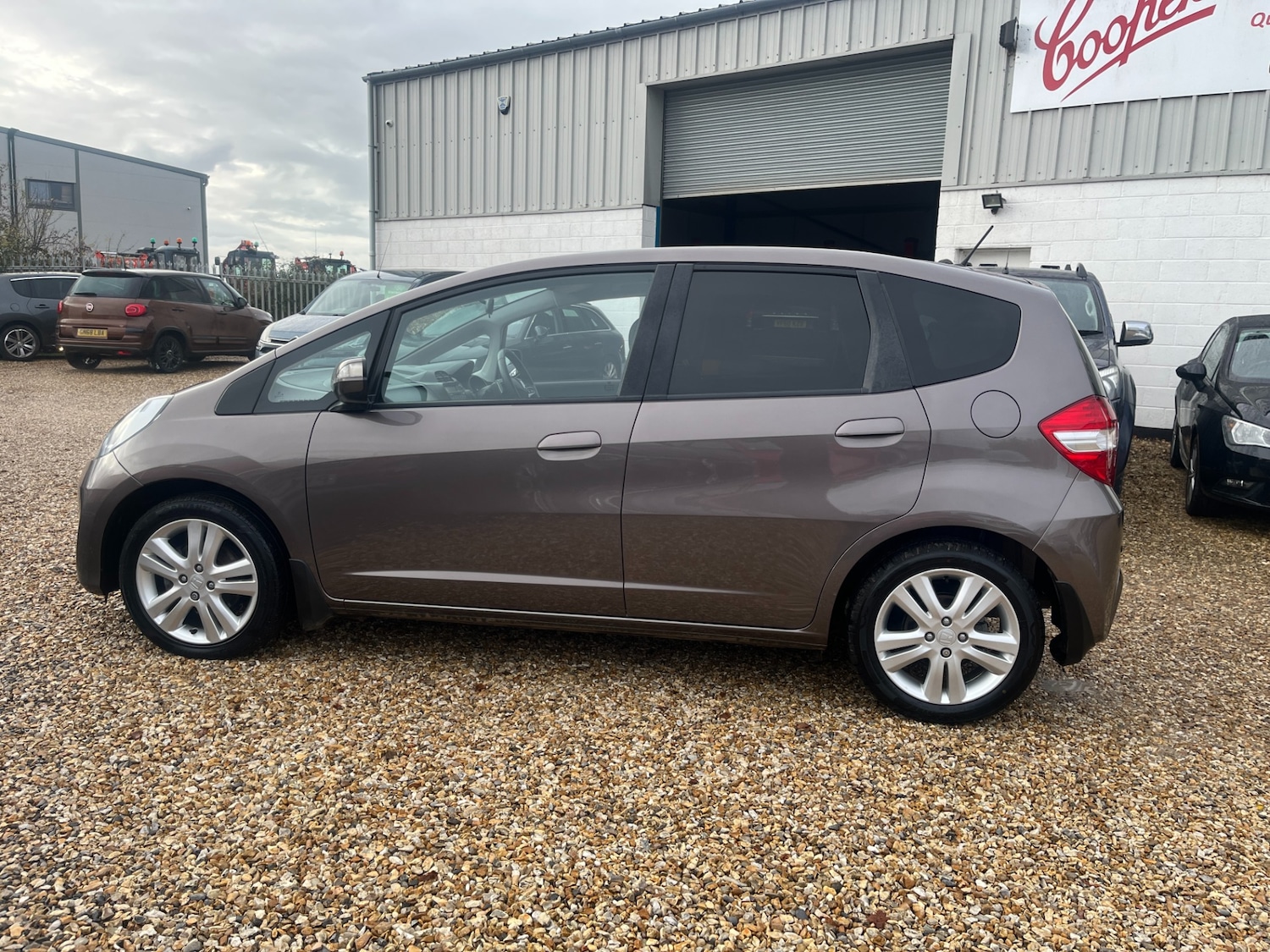 Used Honda Jazz 2013 for sale - 76253039: Photo 8