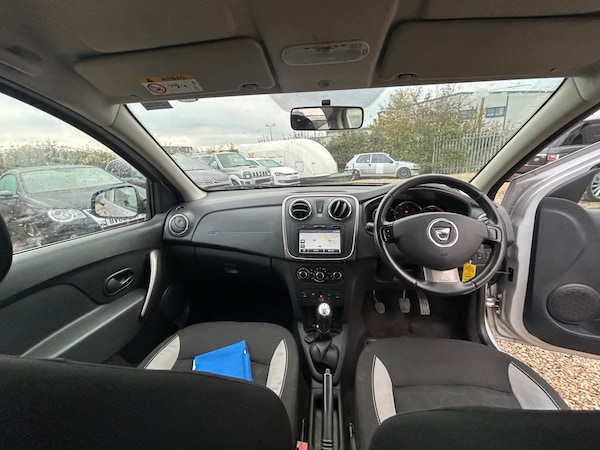 Used Dacia Sandero Stepway 2014 for sale - 76252223: Photo 15