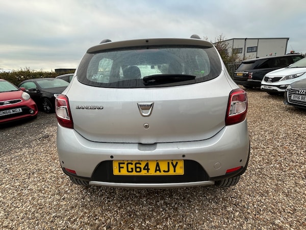 Used Dacia Sandero Stepway 2014 for sale - 76252223: Photo 6