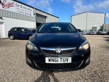 Used Vauxhall Astra 2011 for sale - 77877640: Photo