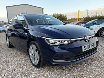 Used Volkswagen Golf 2021 for sale - 76253740: Photo