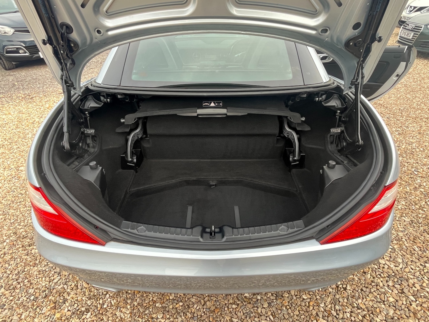 Used Mercedes-Benz SLK 2015 for sale - 75750297: Photo 17