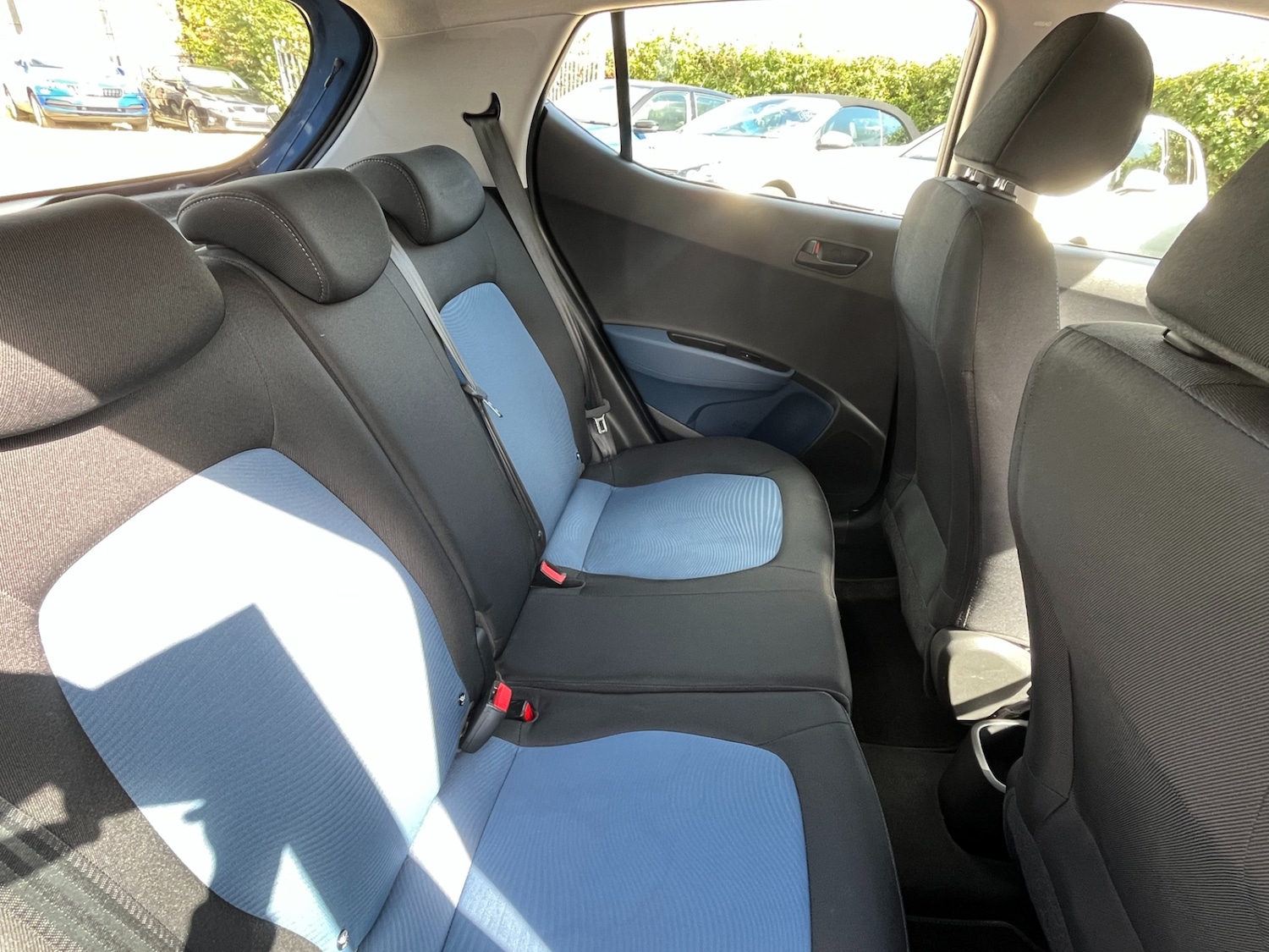 Used Hyundai i10 2016 for sale - 75700652: Photo 16