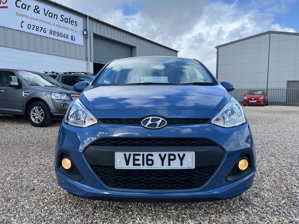 Used Hyundai i10 2016 for sale - 75700652: Photo 2
