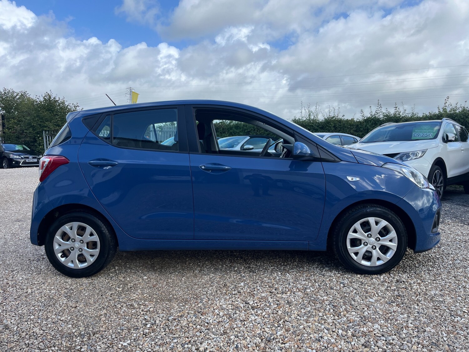 Used Hyundai i10 2016 for sale - 75700652: Photo 4