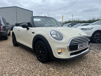 Used MINI Convertible 2016 for sale - 75701064: Photo