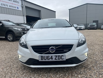 Used Volvo V40 2015 for sale - 75263416: Photo