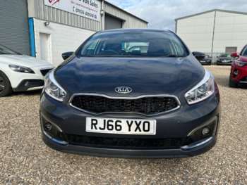 Used Kia Ceed 2017 for sale - 73570984: Photo