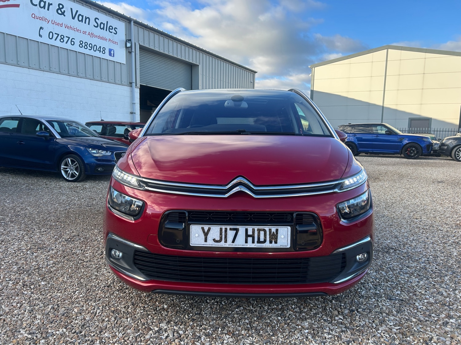Used Citroen Grand C4 Picasso 2017 for sale - 77778207: Photo 2