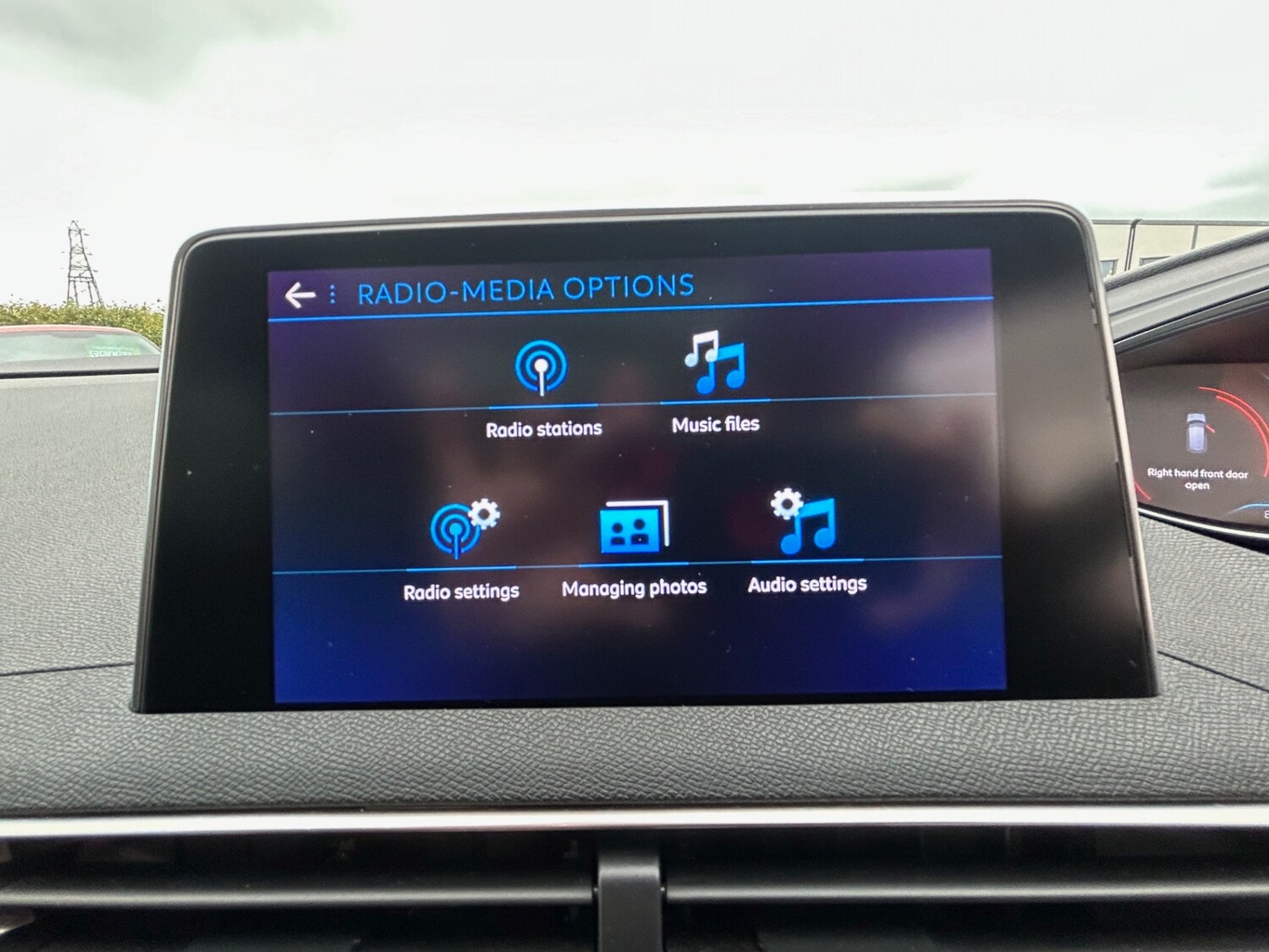 Used Peugeot 3008 2018 for sale - 75908650: Photo 16