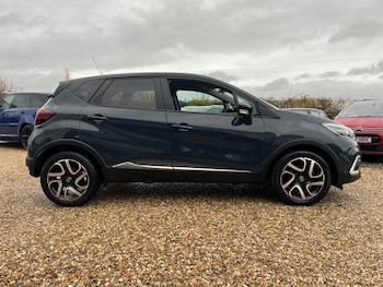 Used Renault Captur 2018 for sale - 76681658: Photo
