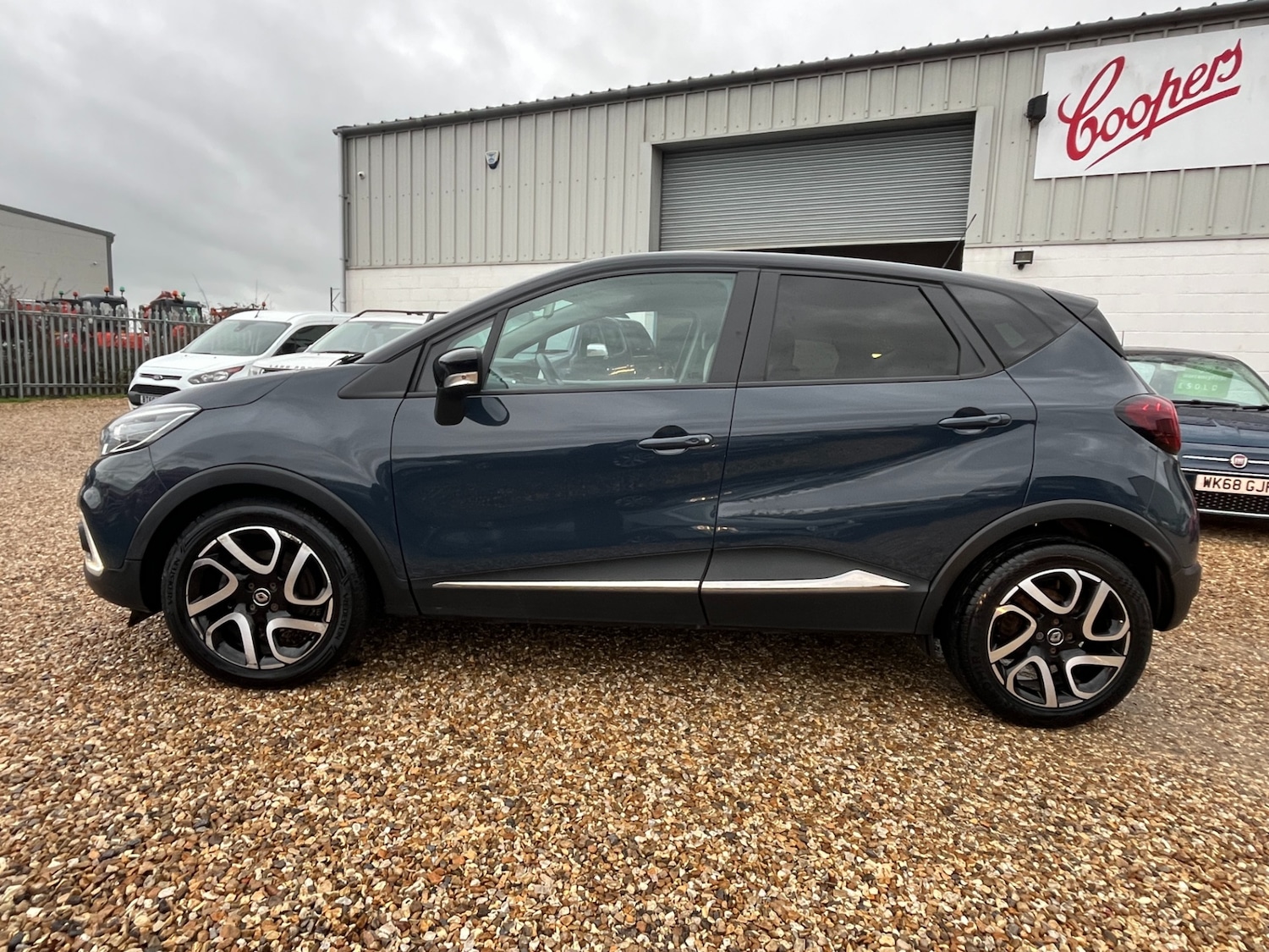 Used Renault Captur 2018 for sale - 76681658: Photo 8