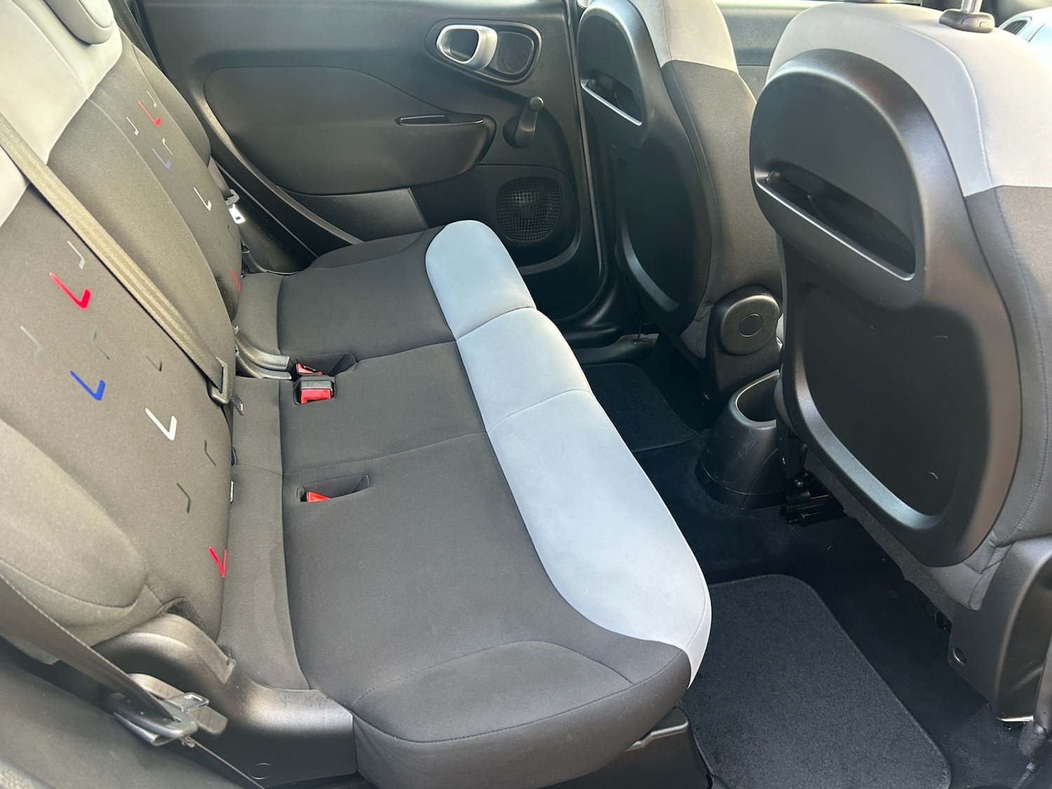 Used Fiat 500L 2017 for sale - 76450651: Photo 16