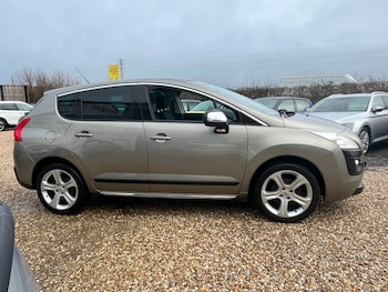 Used Peugeot 3008 2013 for sale - 77179995: Photo