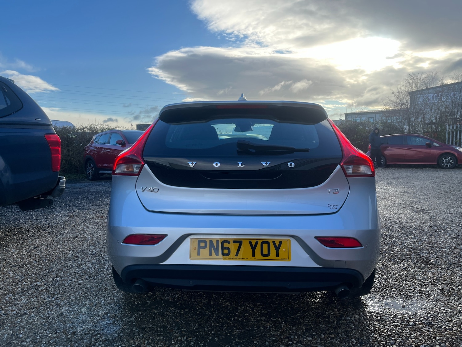 Used Volvo V40 2017 for sale - 76532528: Photo 6