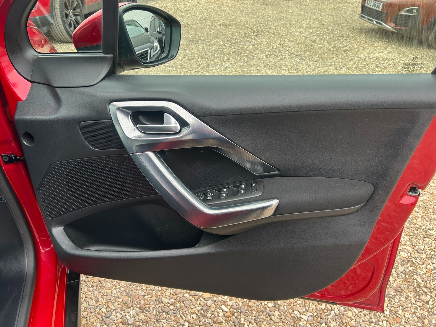 Used Peugeot 2008 2017 for sale - 77579289: Photo 12