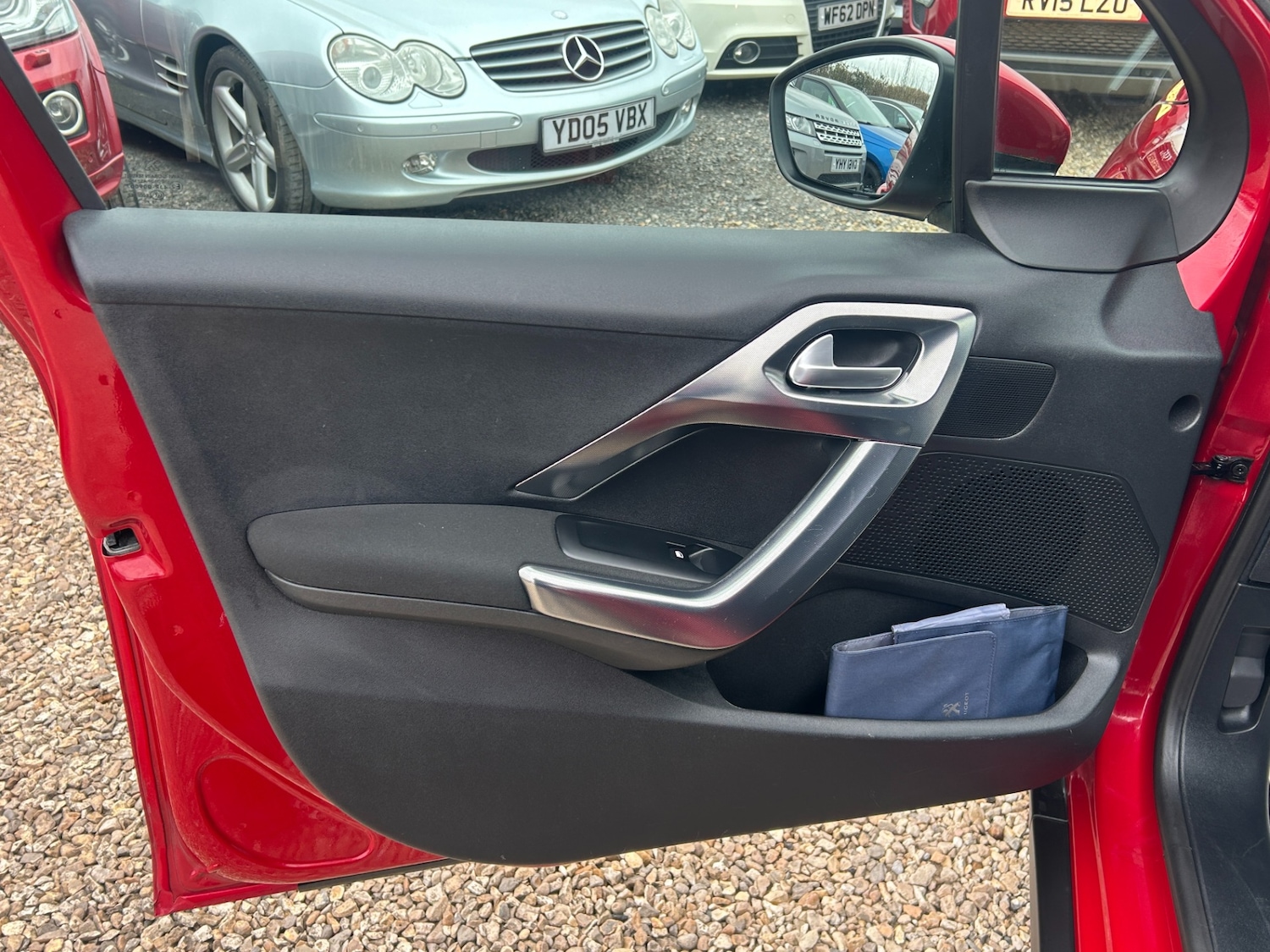 Used Peugeot 2008 2017 for sale - 77579289: Photo 17