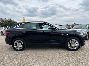 Used Jaguar F-Pace 2018 for sale - 79365539: Photo